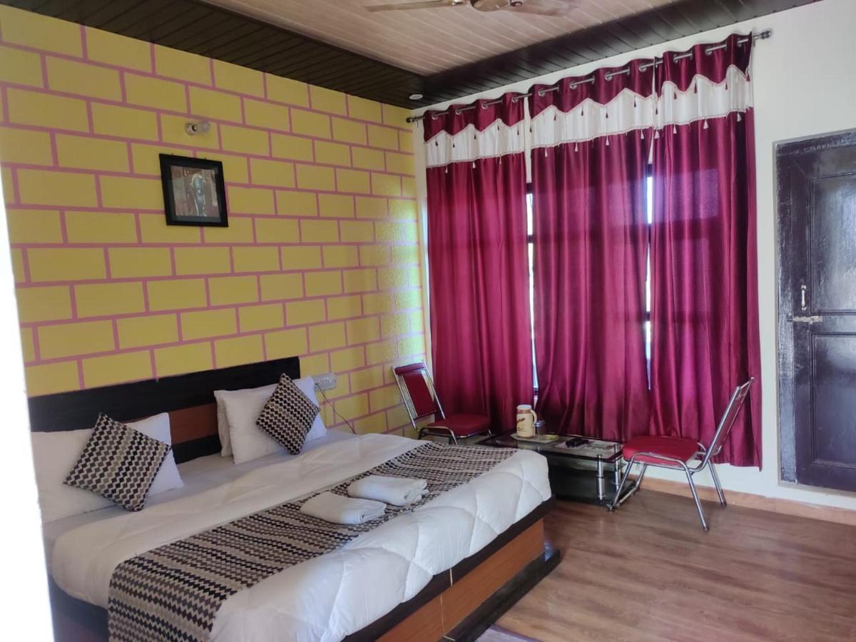 Hotel Deepraj, Kausani Exterior foto